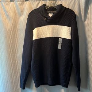 Men’s brand new old navy sweater. Navy blue and white.